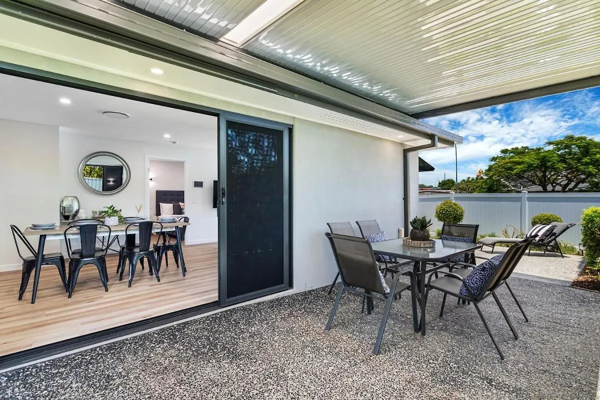 'Southport Serenity Villa' By Inn Paradise Gold Coast Holiday home